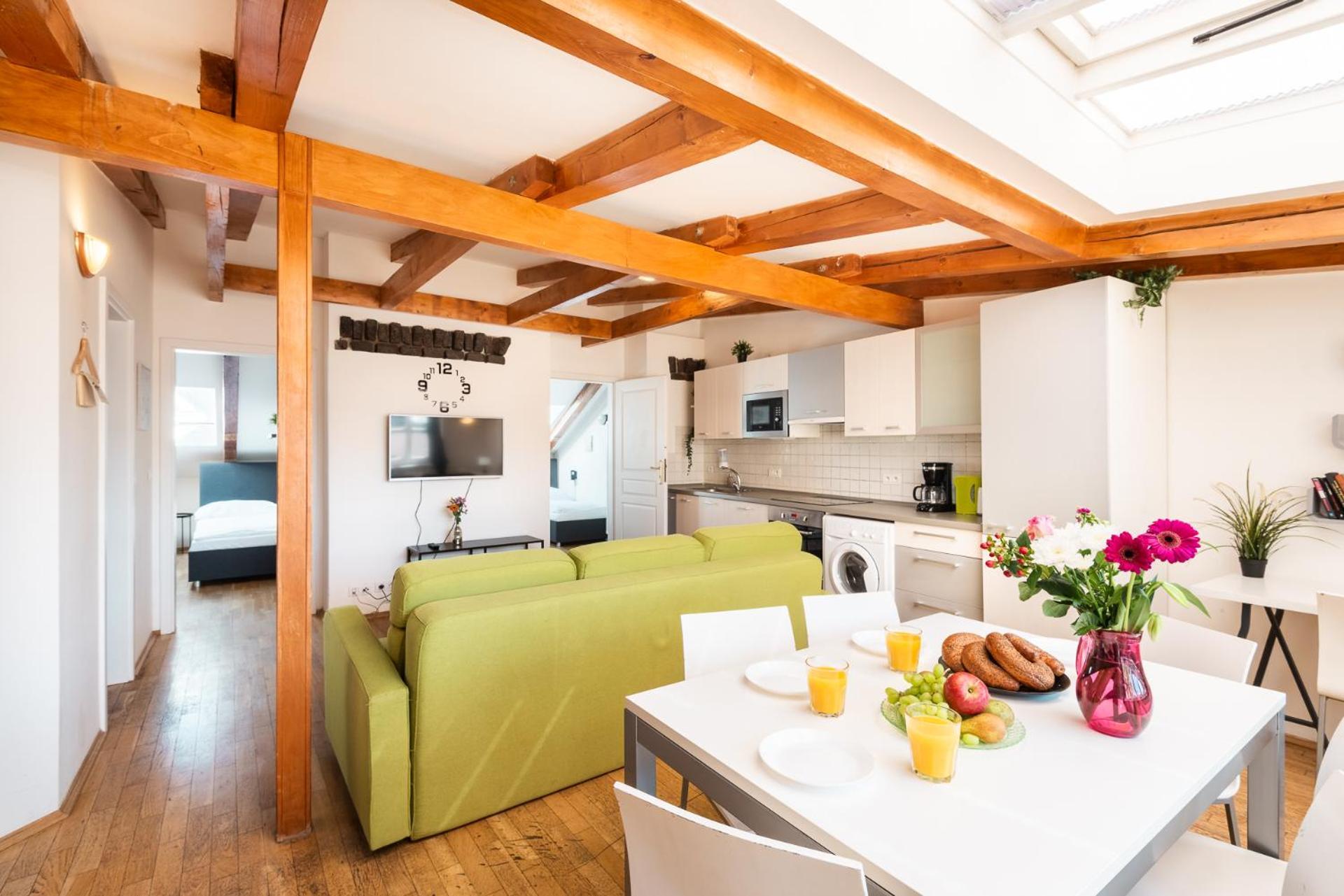Apartment Hybernska By Pragueforyou *
